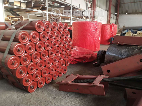 人字形防滑耐磨皮帶輸送機 人字形防滑耐磨皮帶輸送機