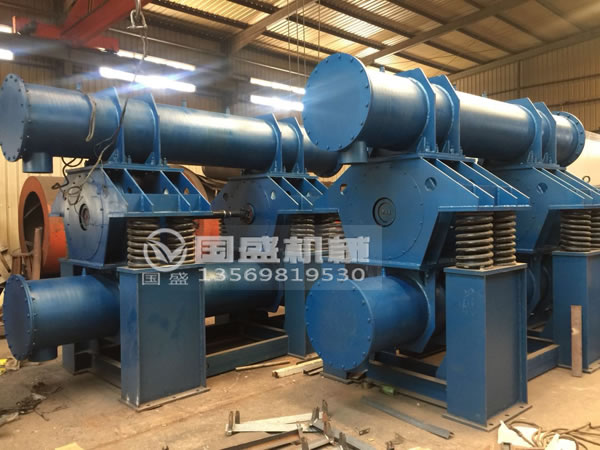 三筒濕式振動磨機 三筒濕式振動磨機